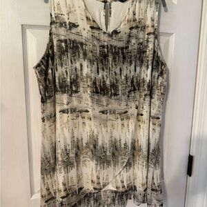 H by Halston Abstract Black and Cream Tank Top